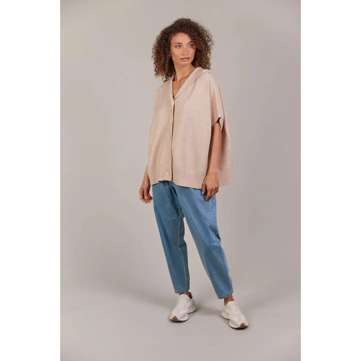 Estel Hood - Oat