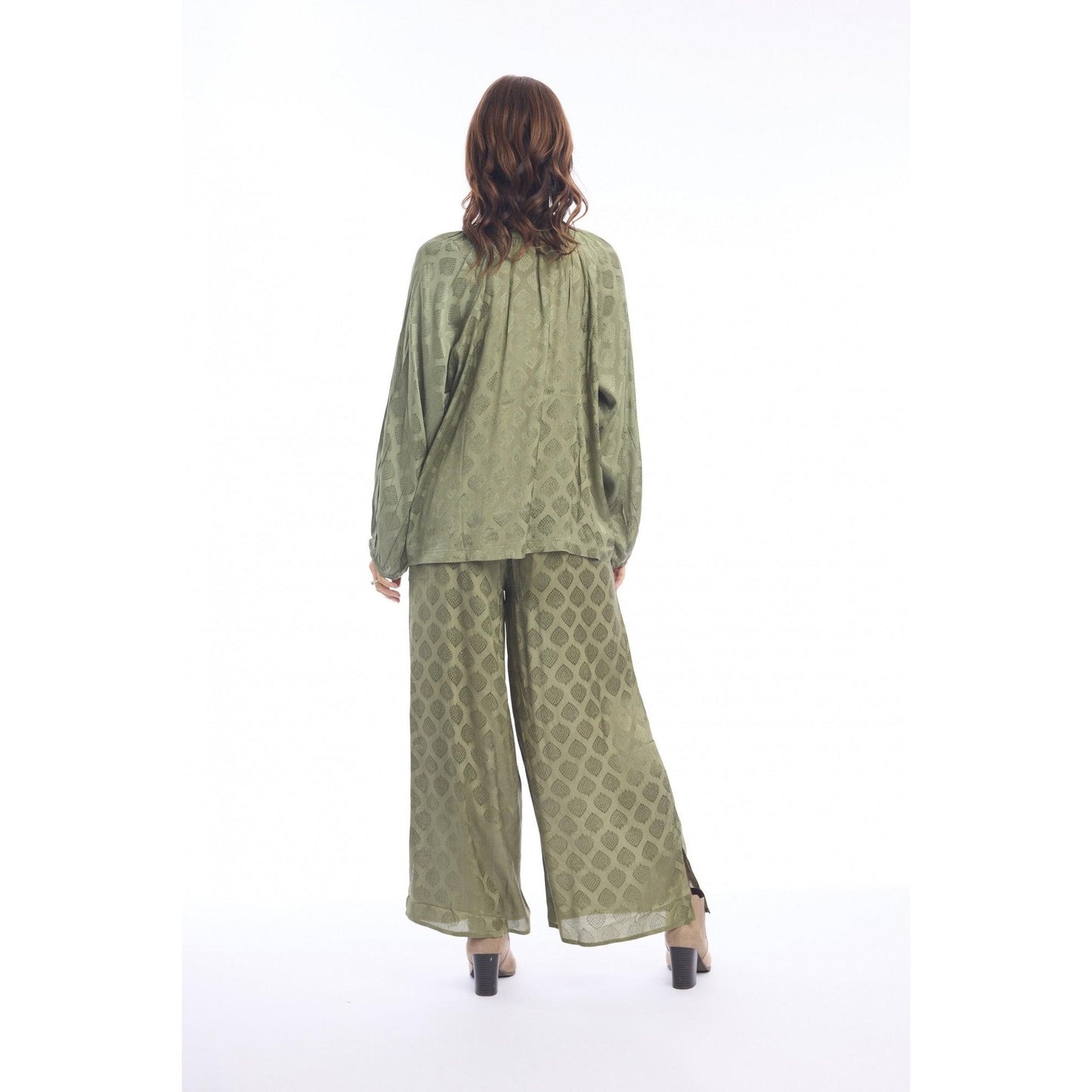 Olivia - Olive
