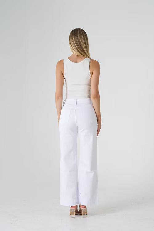 Gina - White