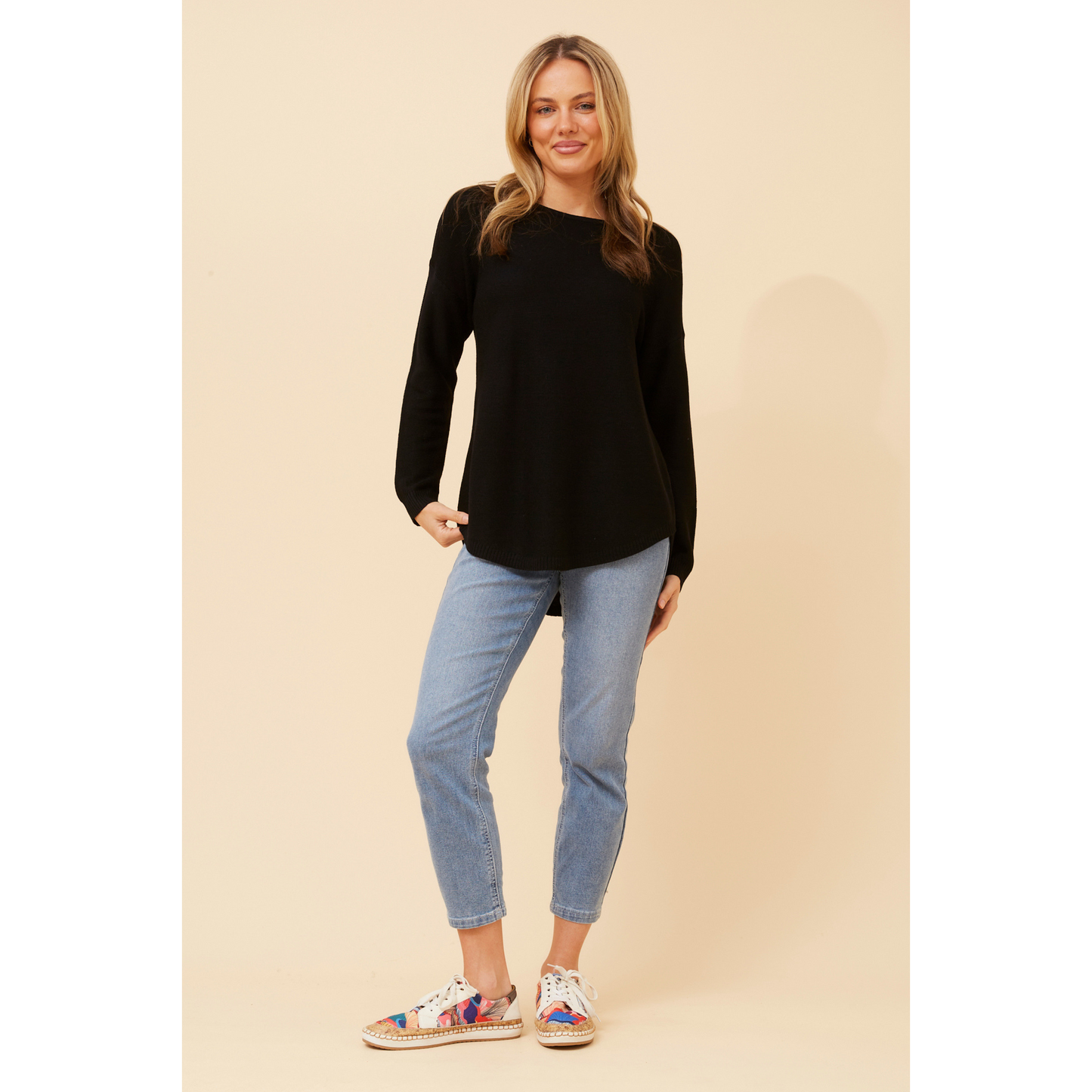 Chloe - Black