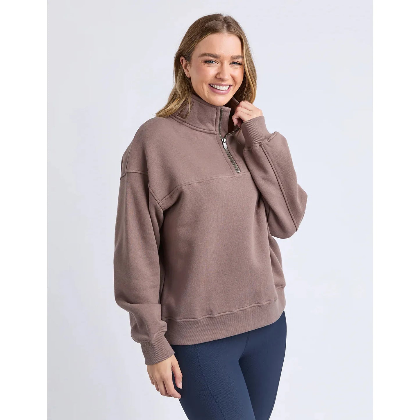 College - Mocha