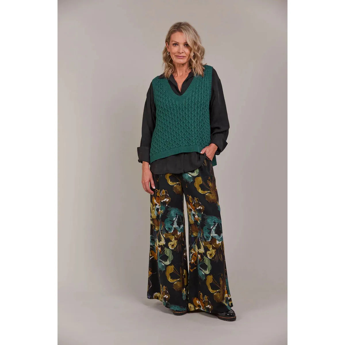 Naviva Vest - Peacock